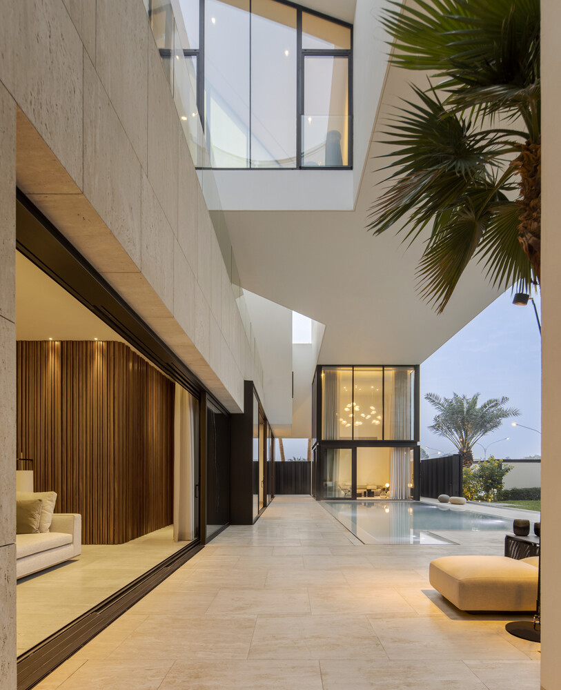 جزئیات معماری ویلای Cleft در هند