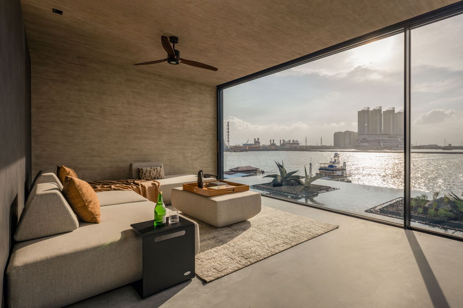 حیاط مرکزی در طراحی مسکونی