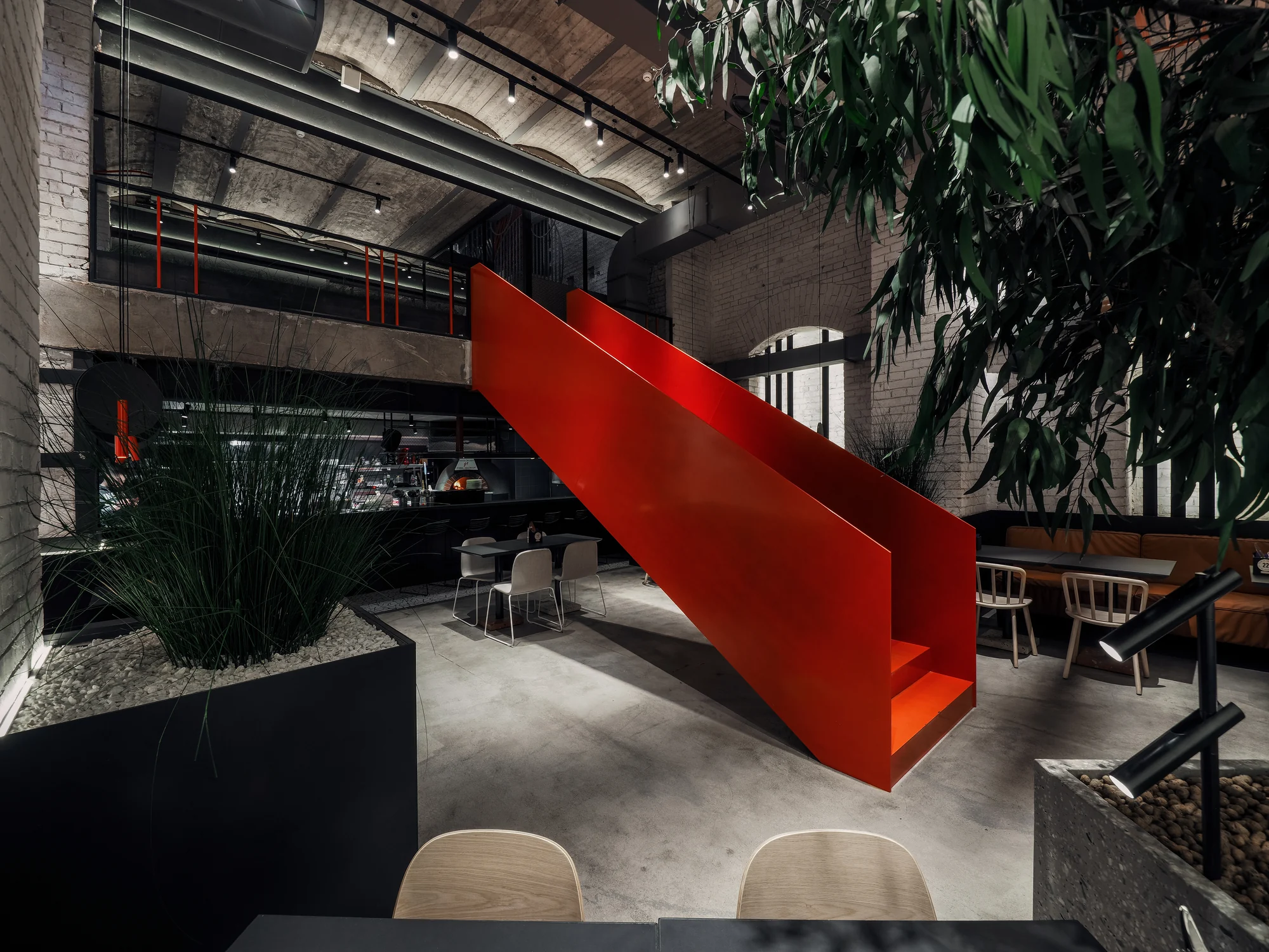 اشراف بر هندسه غیرمتقارن