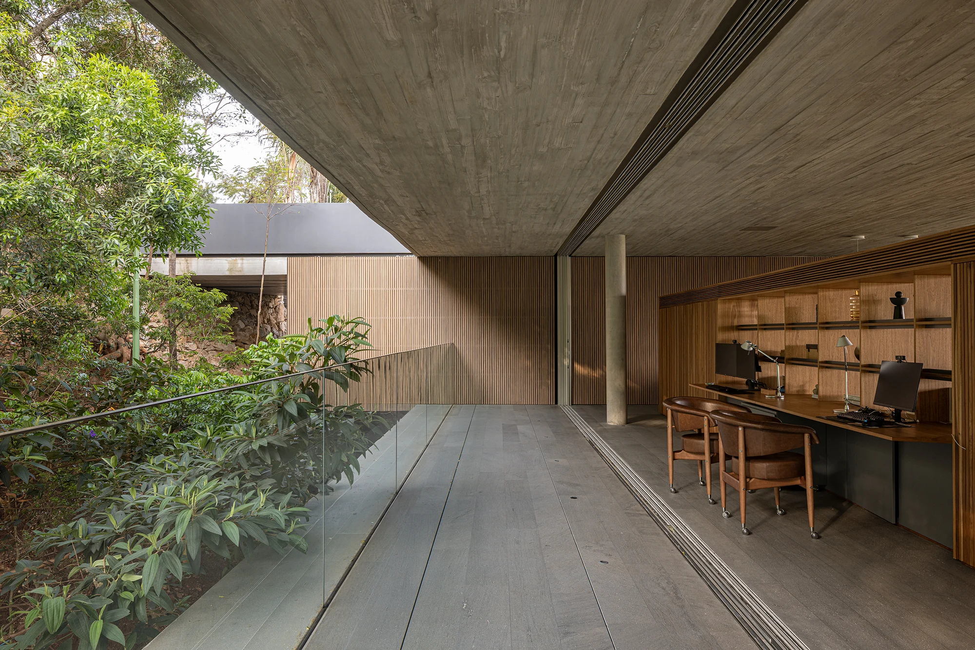 دو لایه بتنی بر بلندی