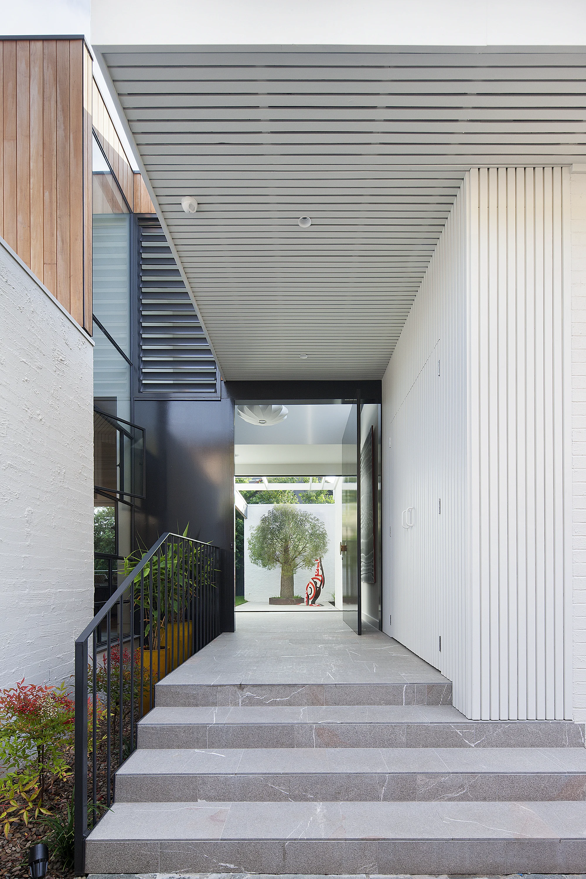 سقف چوبی با خطوط نرم