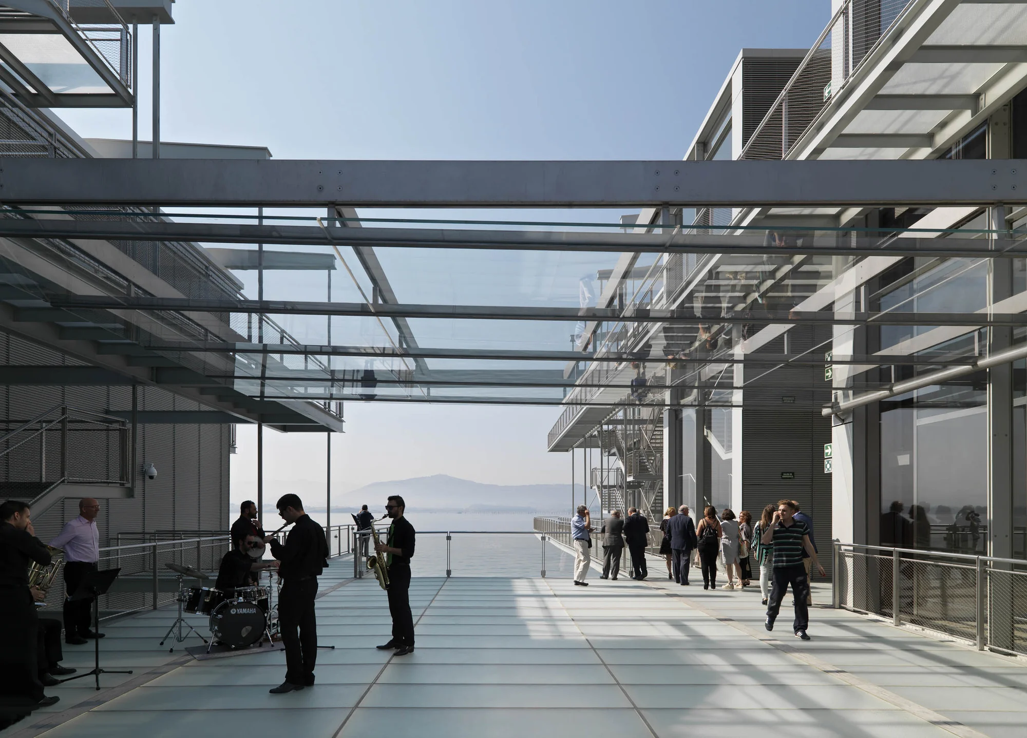 احساس آزادی زیر بدنه معلق