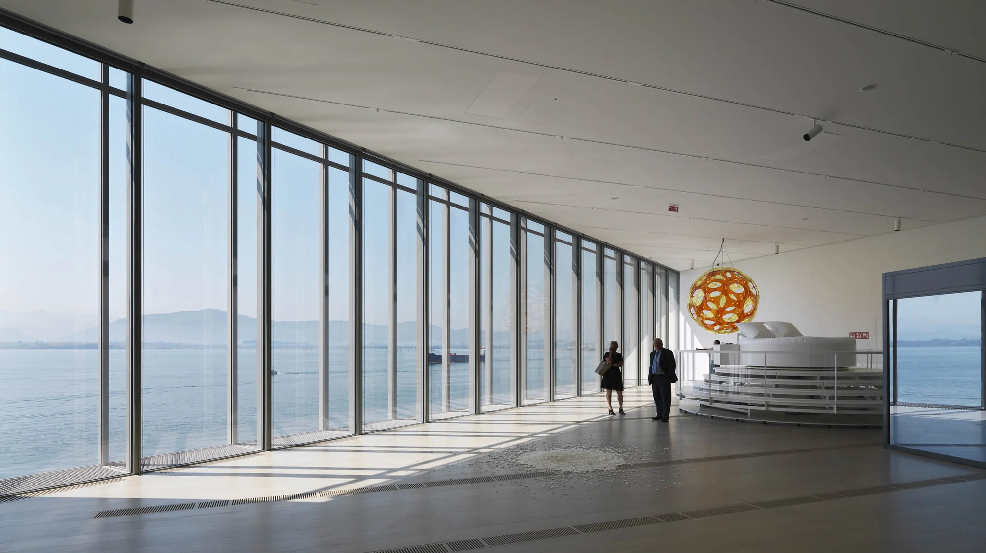 چشمانداز ساحل در هر زاویه