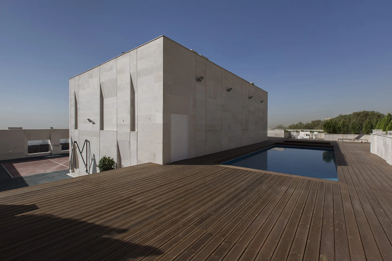 حریم خصوصی در فضاهای خصوصی