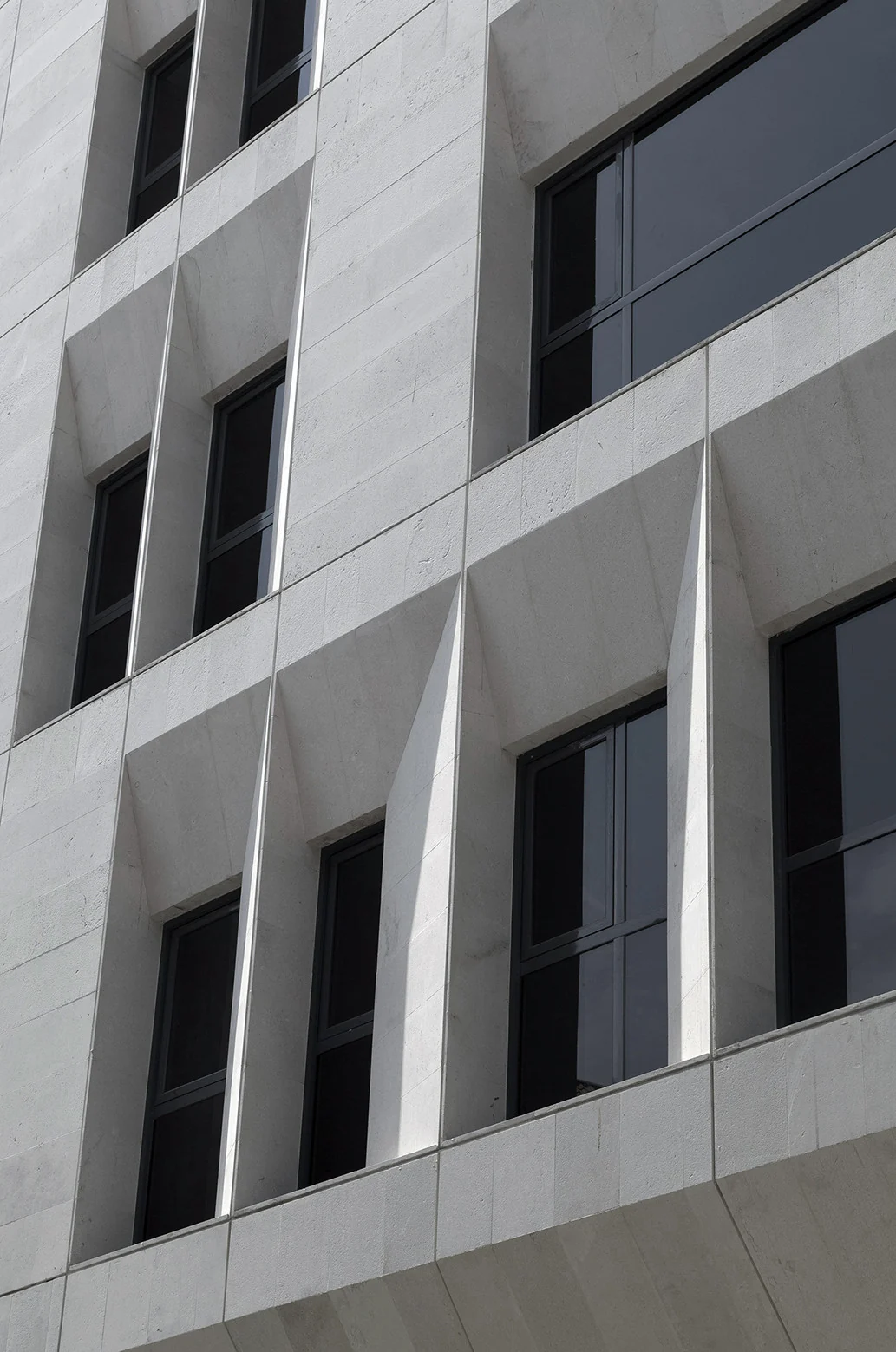 روف‌گاردن با استخر روباز