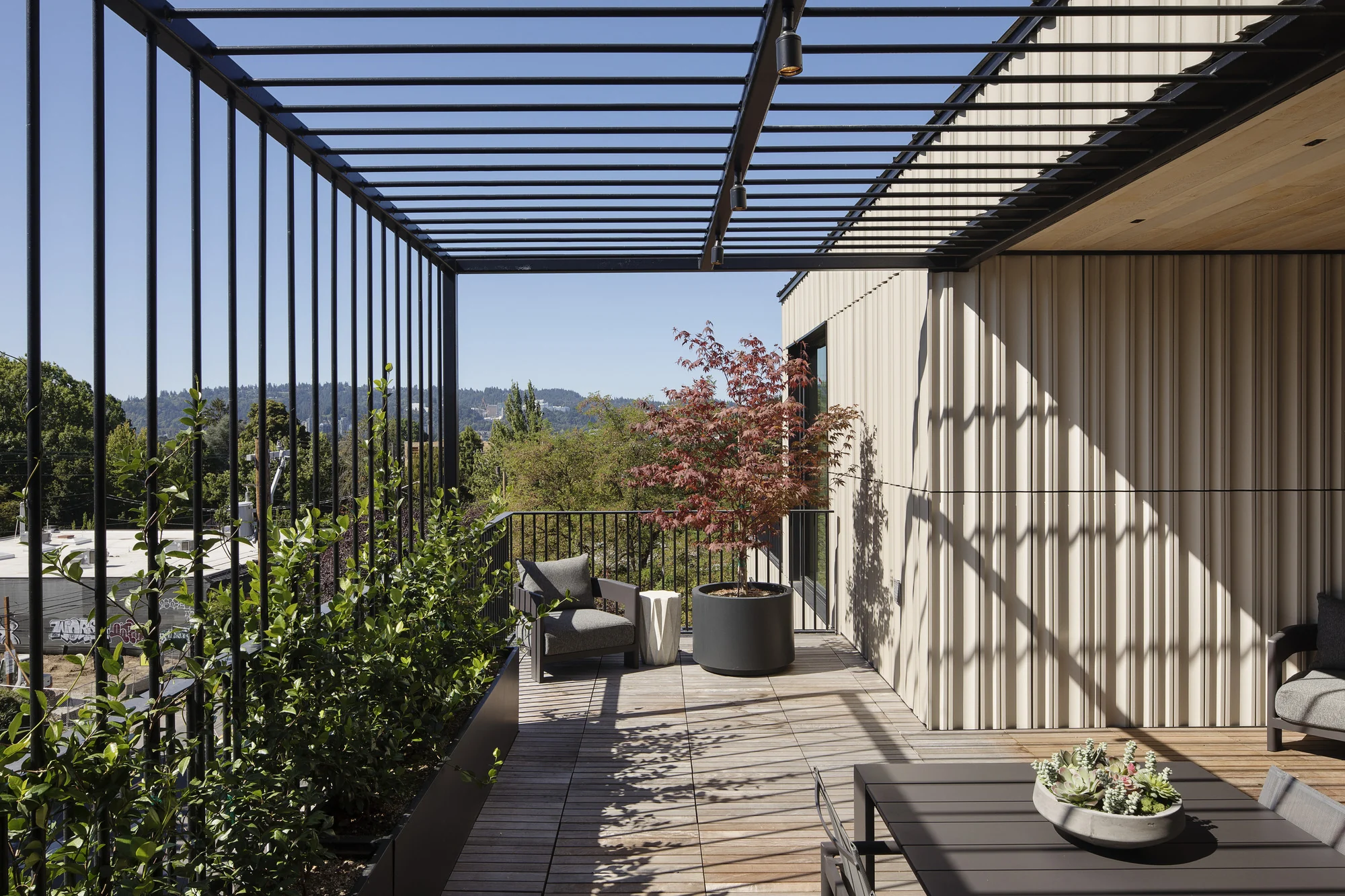 حجم بتنی با روح چوب