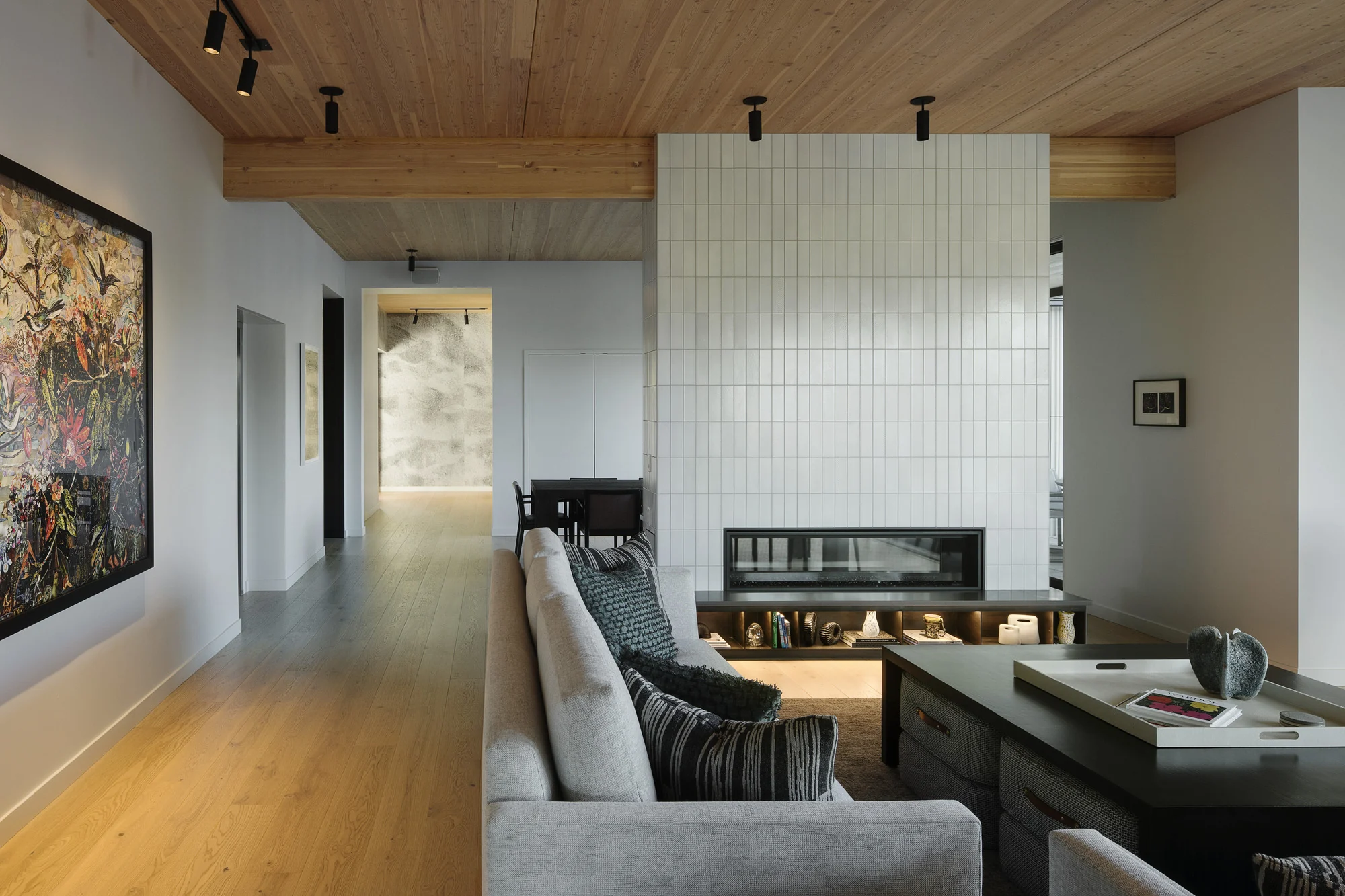 حیاط عمودی با حریم گیاهی