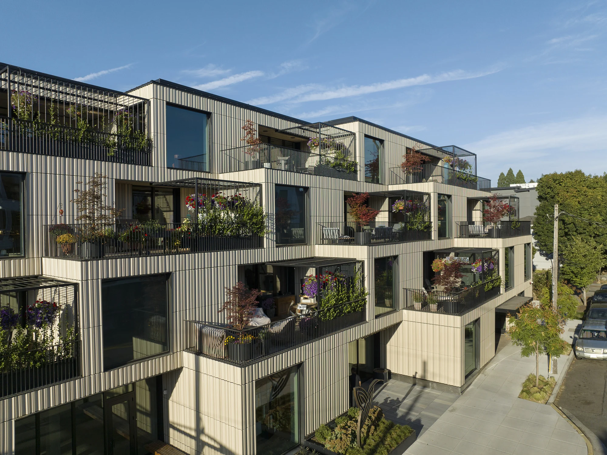 سقف چهارم فضاهای مشترک باز