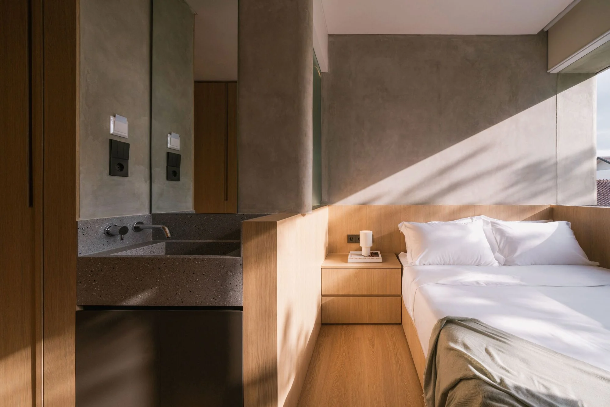 نمایی با سایه و نور