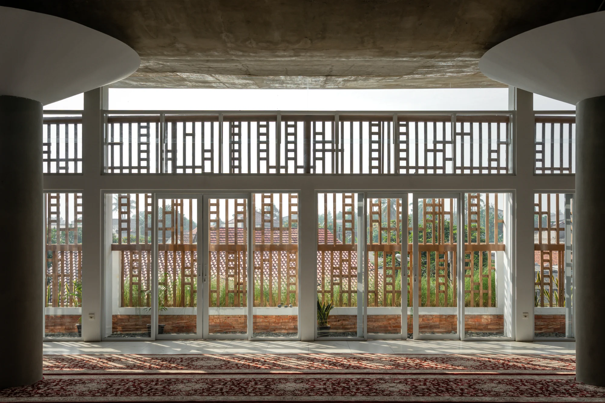 نورگیری از پنجرههای بالا