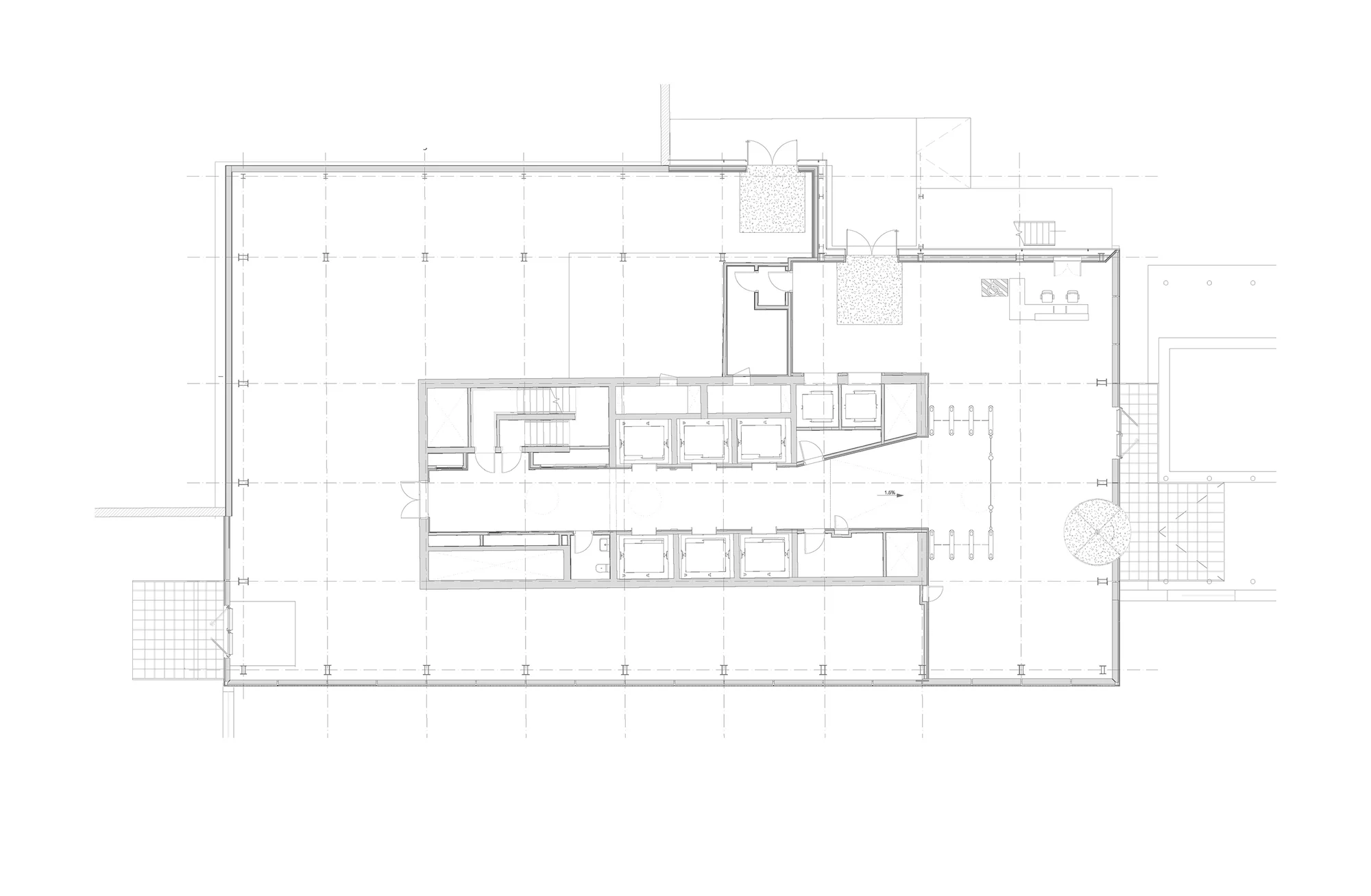 طراحی معماری Castellana 77 با نمای شیشه‌ای و سازه‌های فلزی