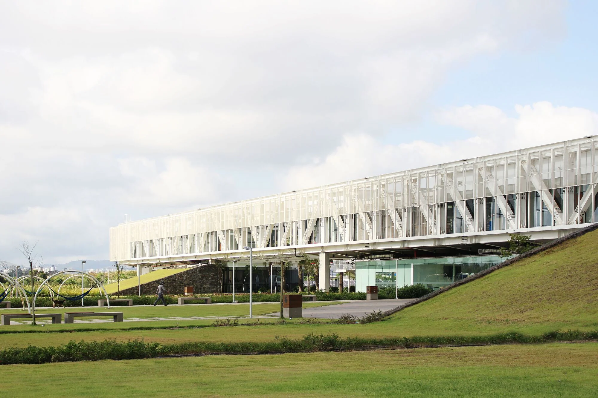 پلان باز فضای داخلی مجتمع فکومرسیو با طراحی استودیو 41