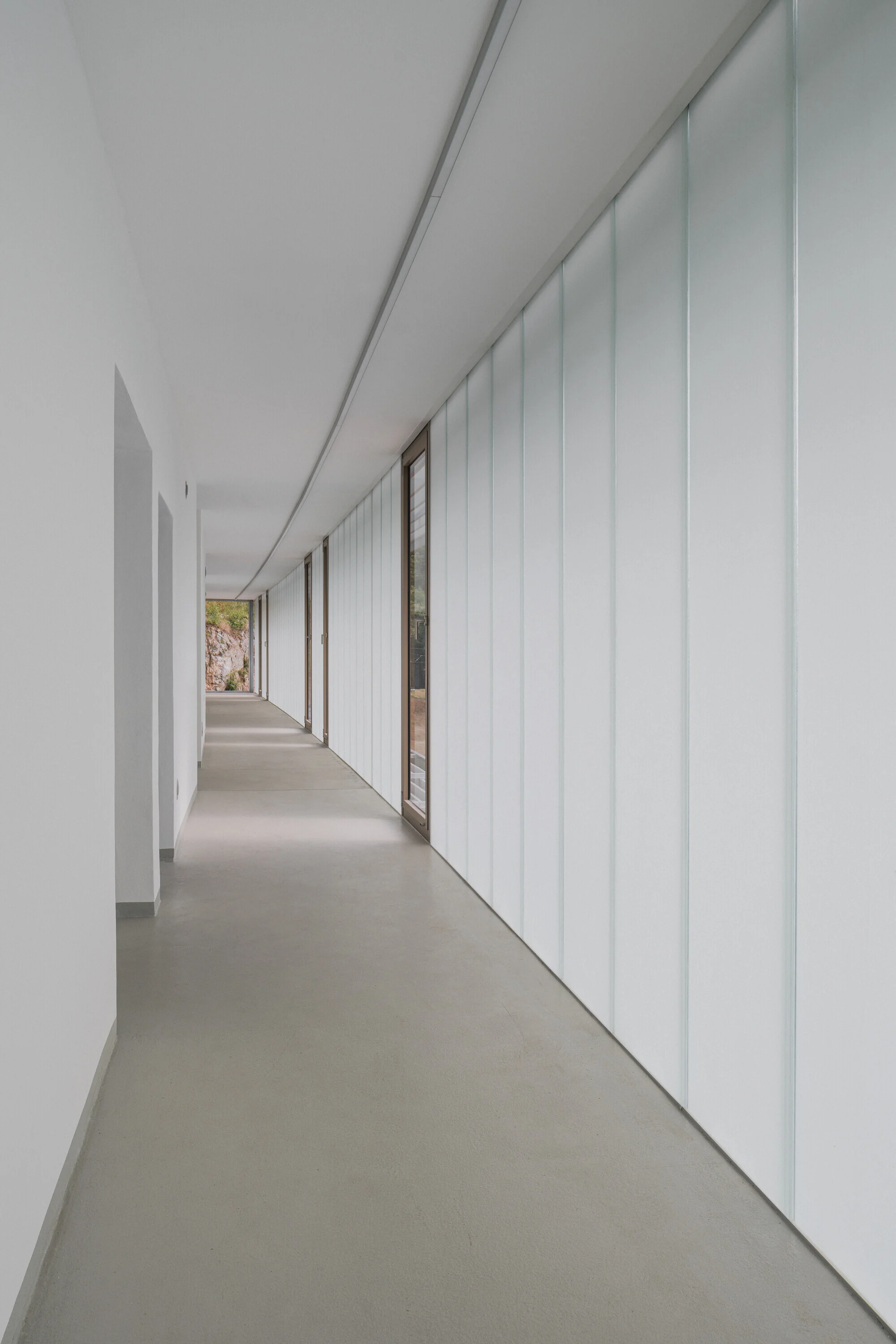 پلان باز فضای داخلی مجتمع دیوریت با طراحی Architekti DRNH