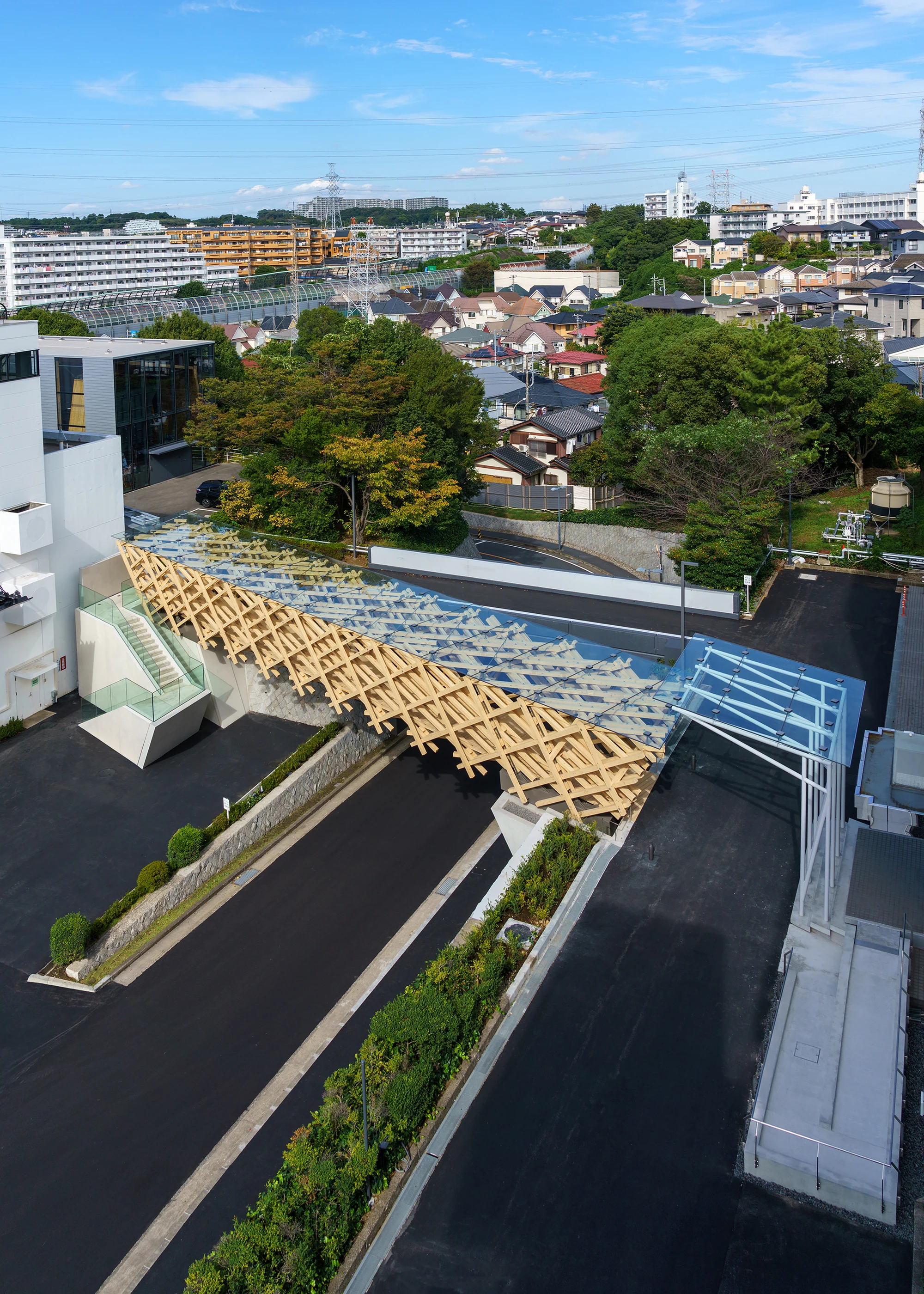 نمای جانبی پل TAC.T با ساختار چوبی و بتن پایدار