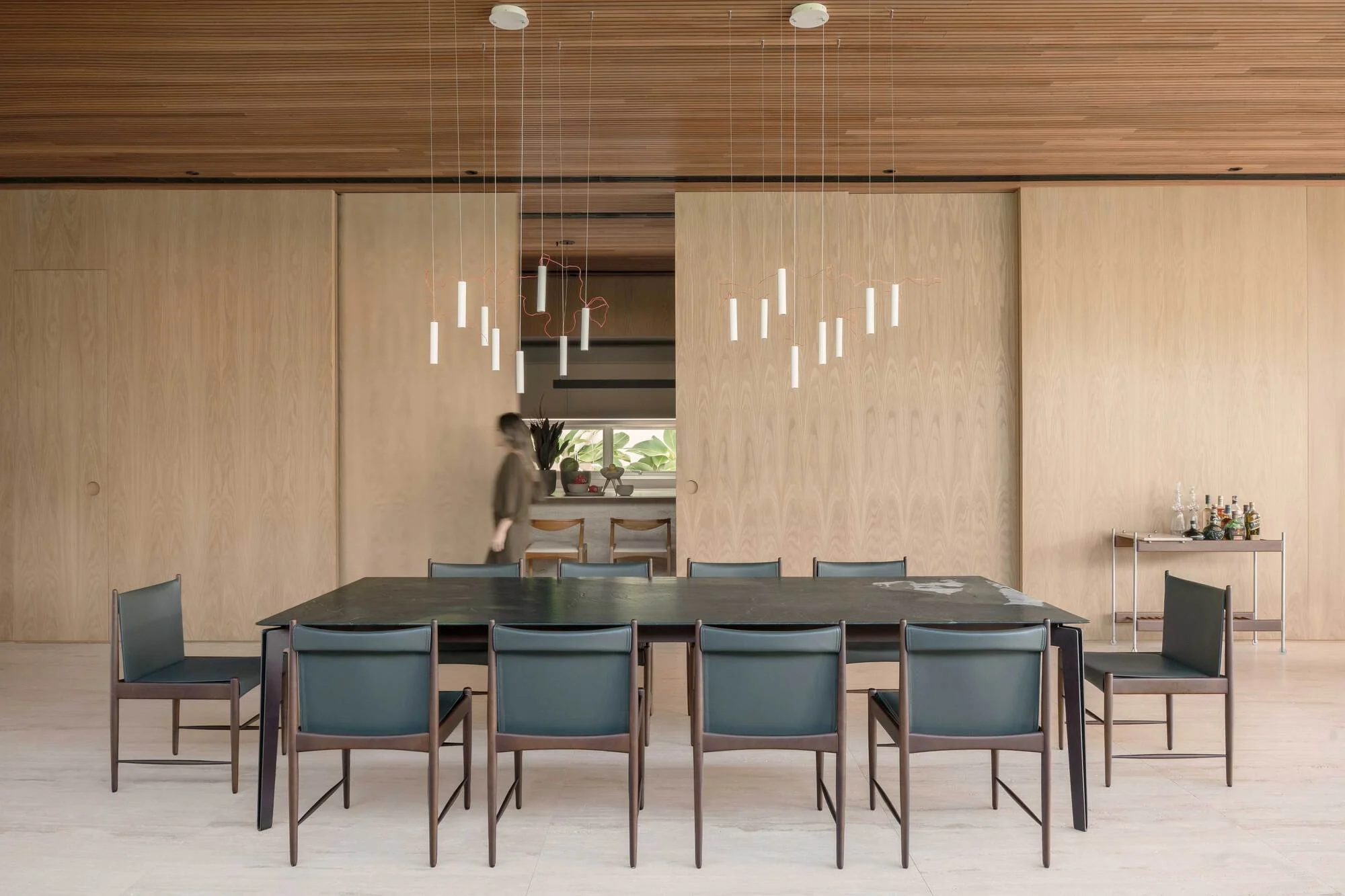 فضای داخلی خانه بوینس آیرس با نور طبیعی و دکوراسیون مدرن