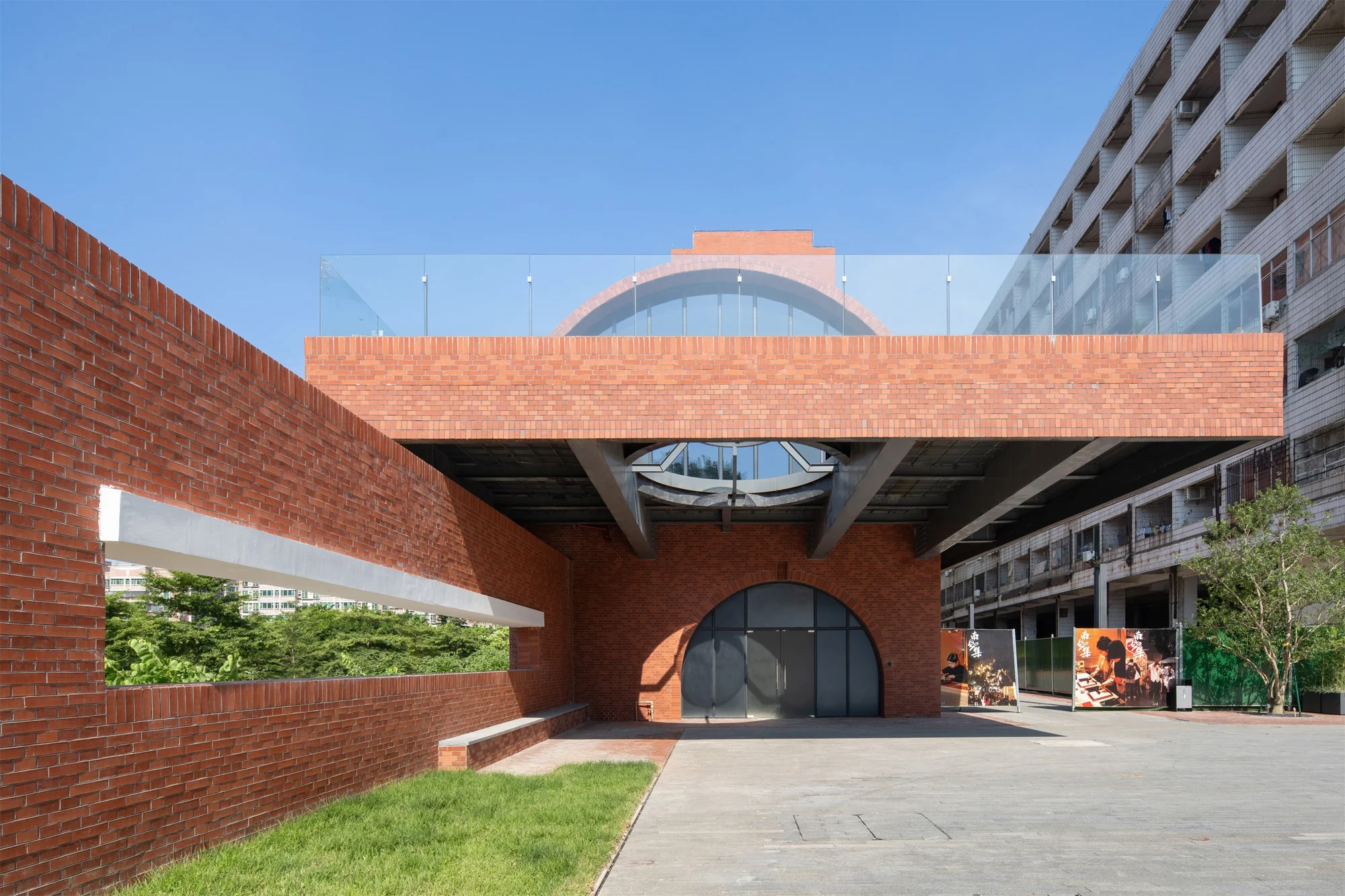 پلان باز فضای داخلی پایگاه شماره ۷ با طراحی Gang Song