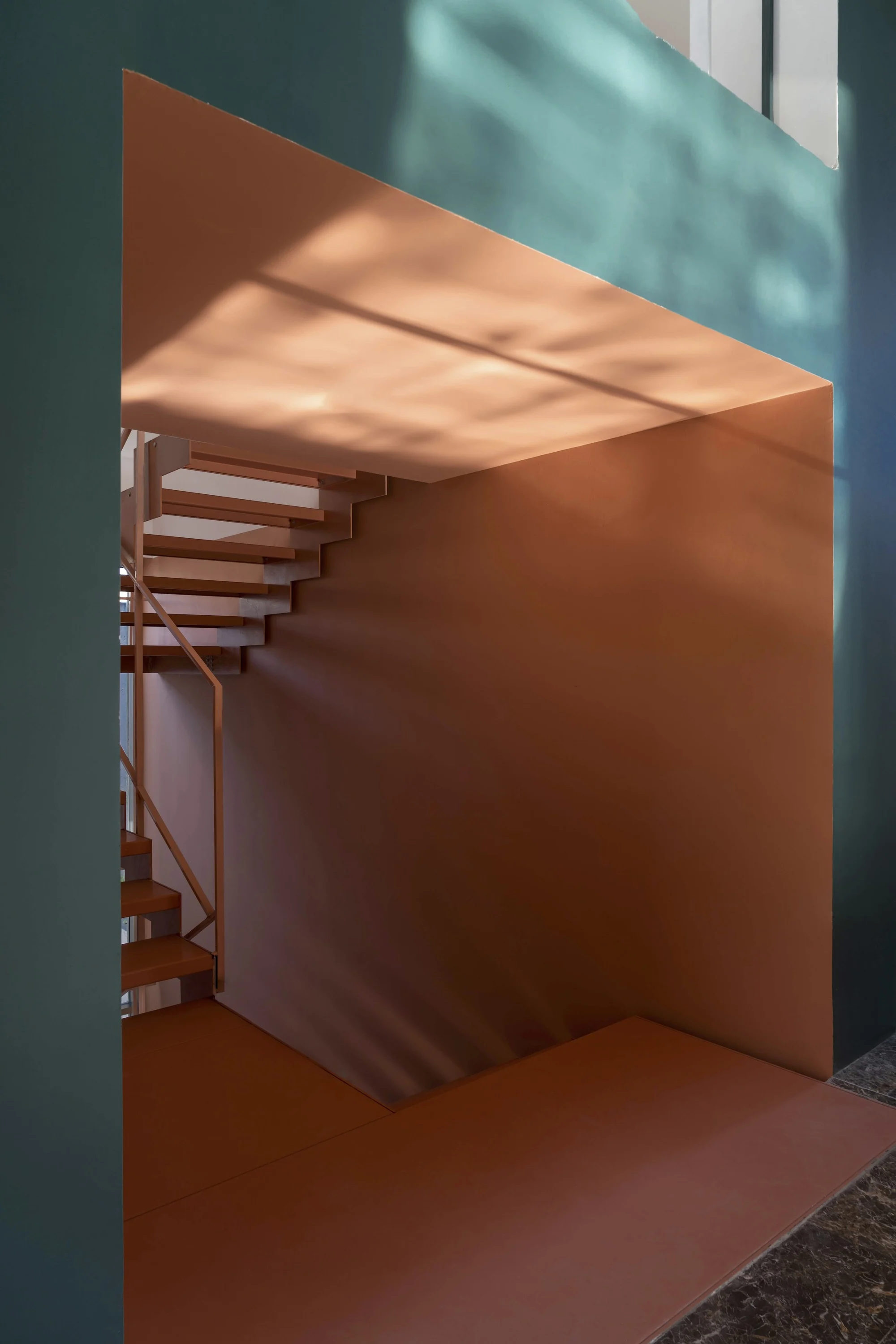 نمای خارجی ویلا و نیم با طراحی چکامه تقیزاده