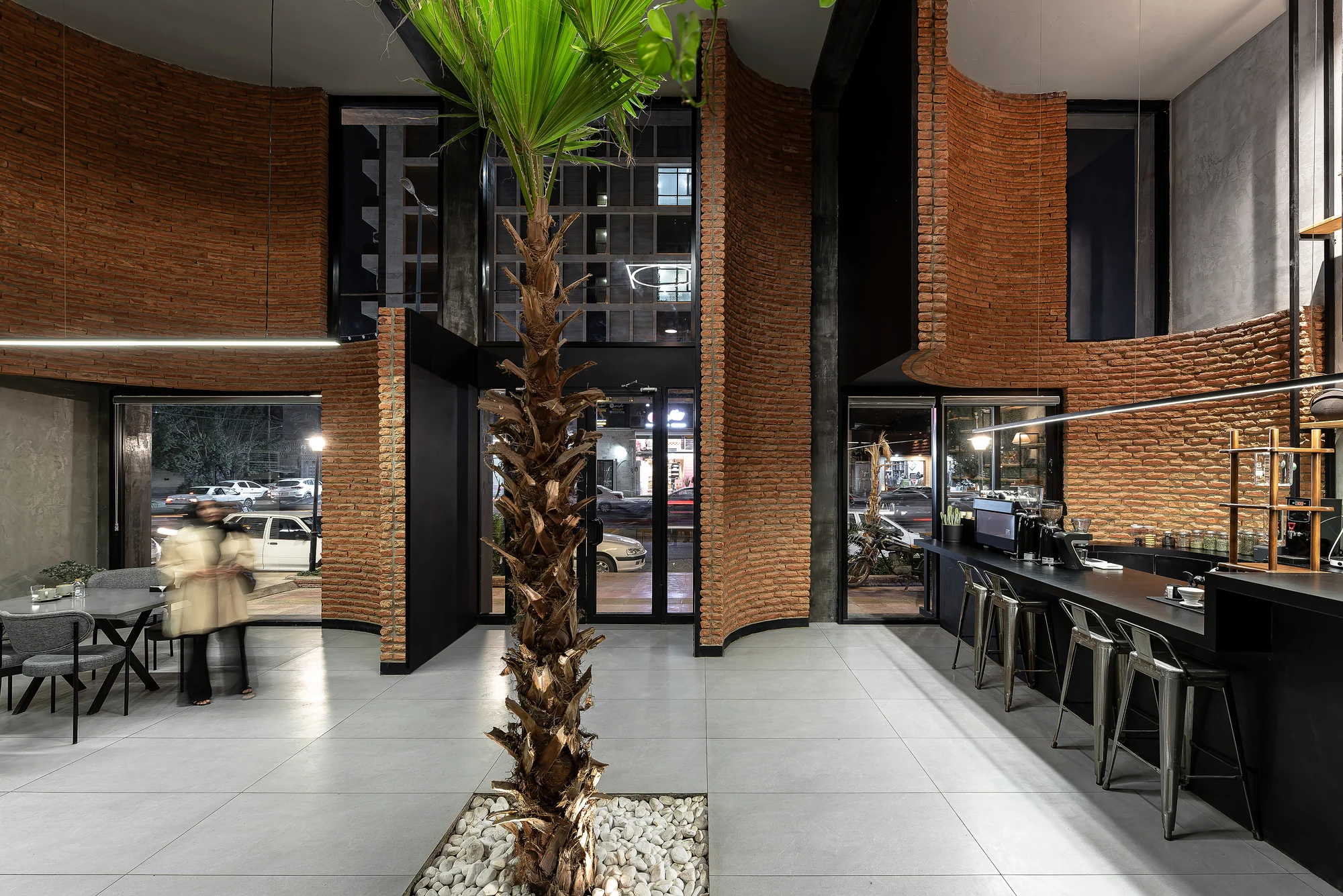 نمای نورگیر تالار غذای تترا با 9 واحد