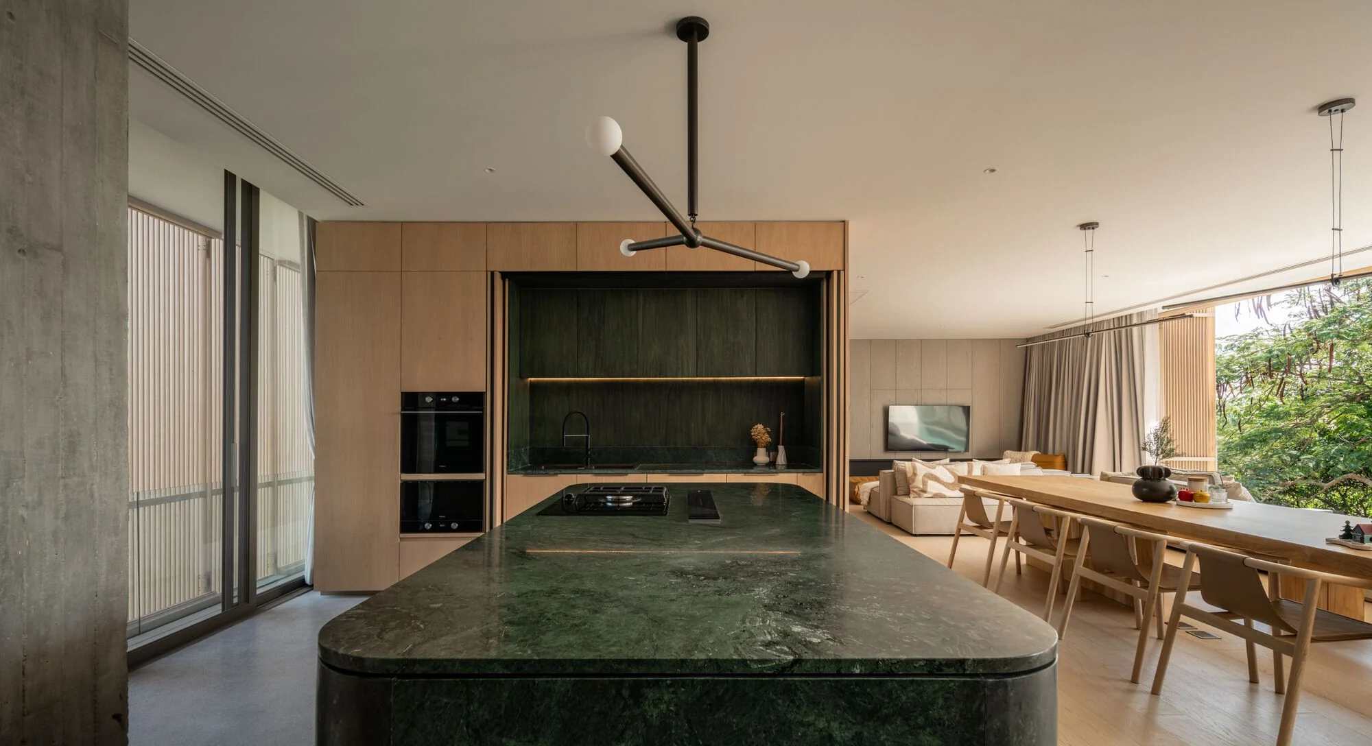 پلان معماری مدرن خانه W II با فضاهای باز