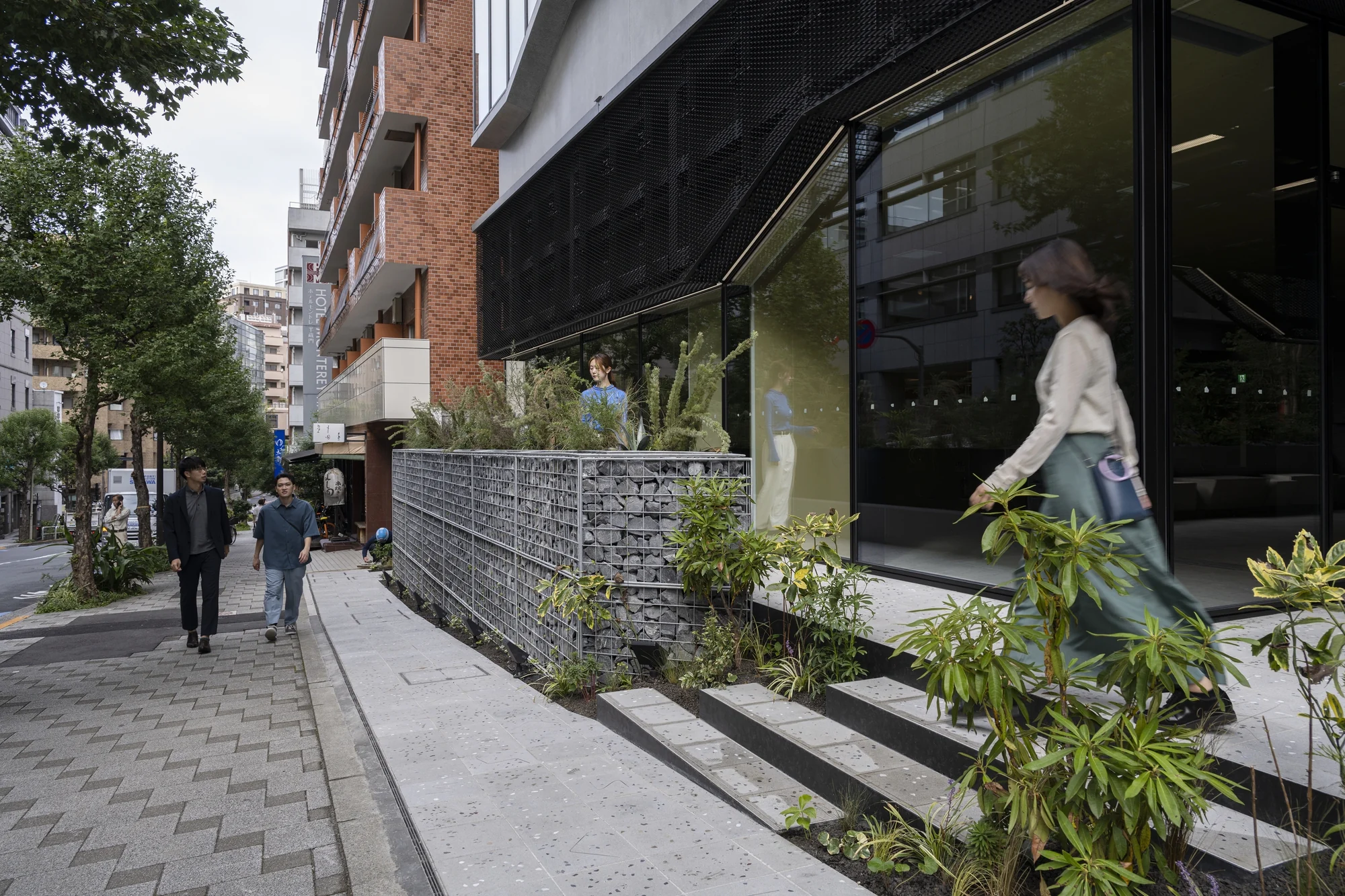 نمای بیرونی Front Place Chiyoda Ichibancho با متریال شیشهای