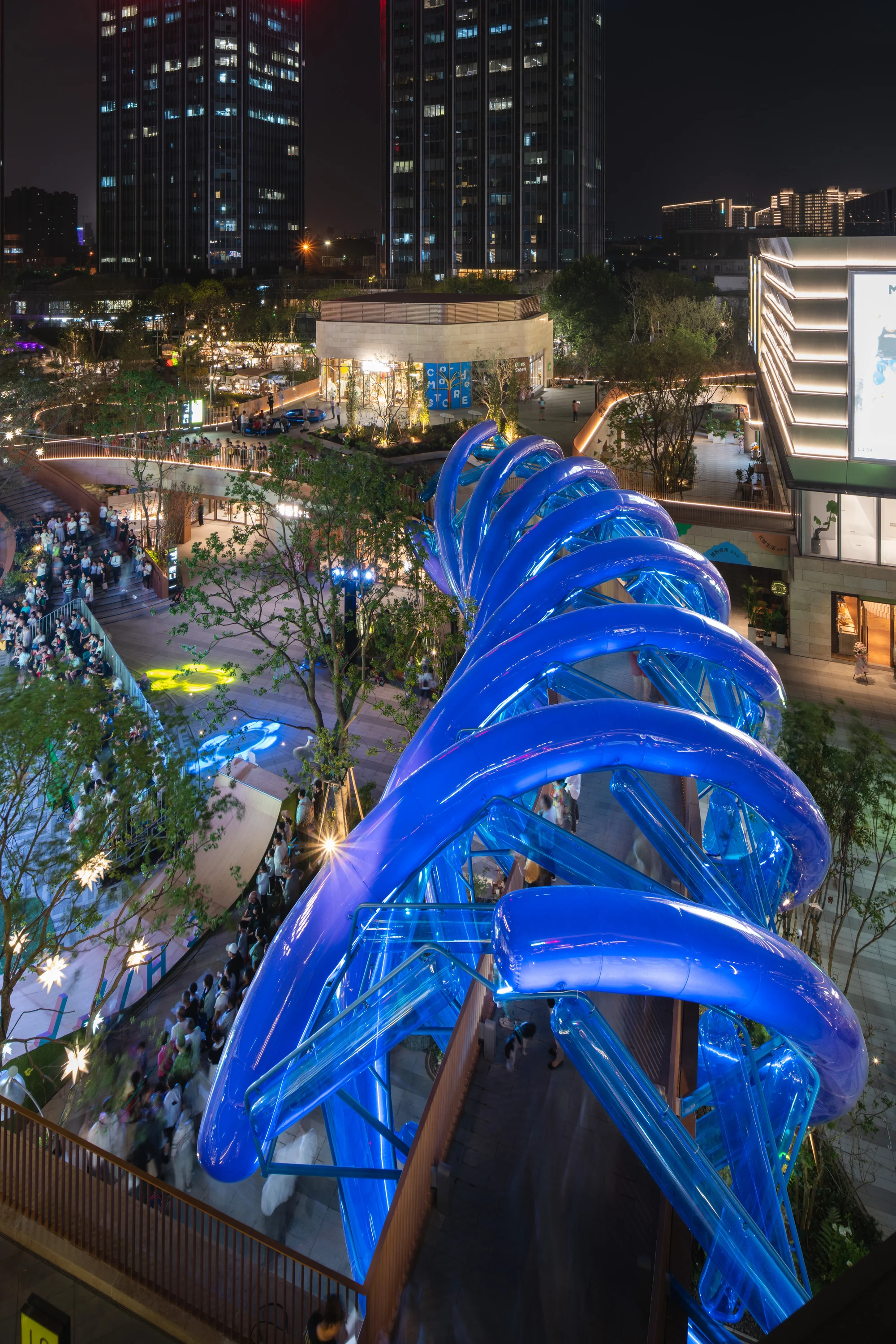 نمای چرخشی پل غشایی آبی با Beijing Shouang Structure