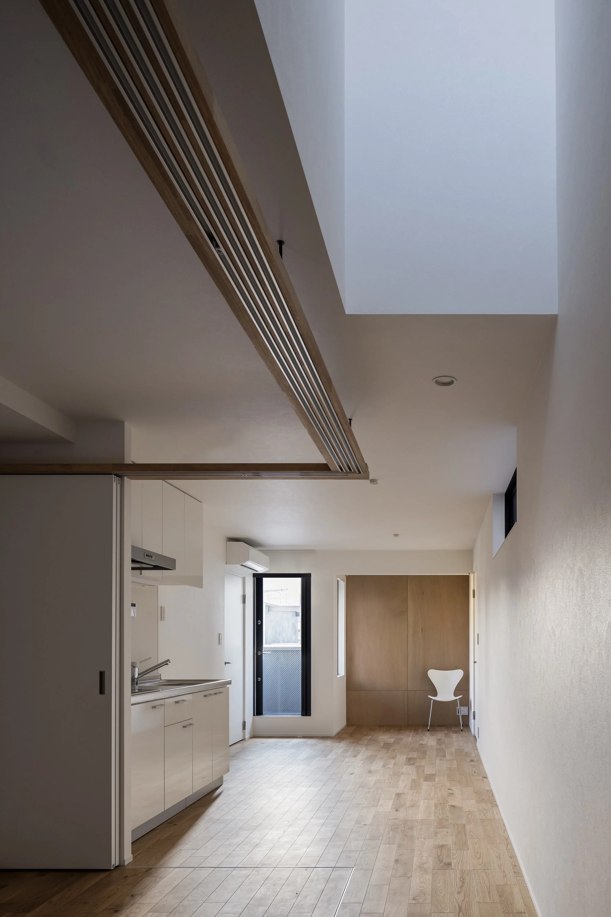 فضای بافر راهرو و پله خانه کازا لگاتو