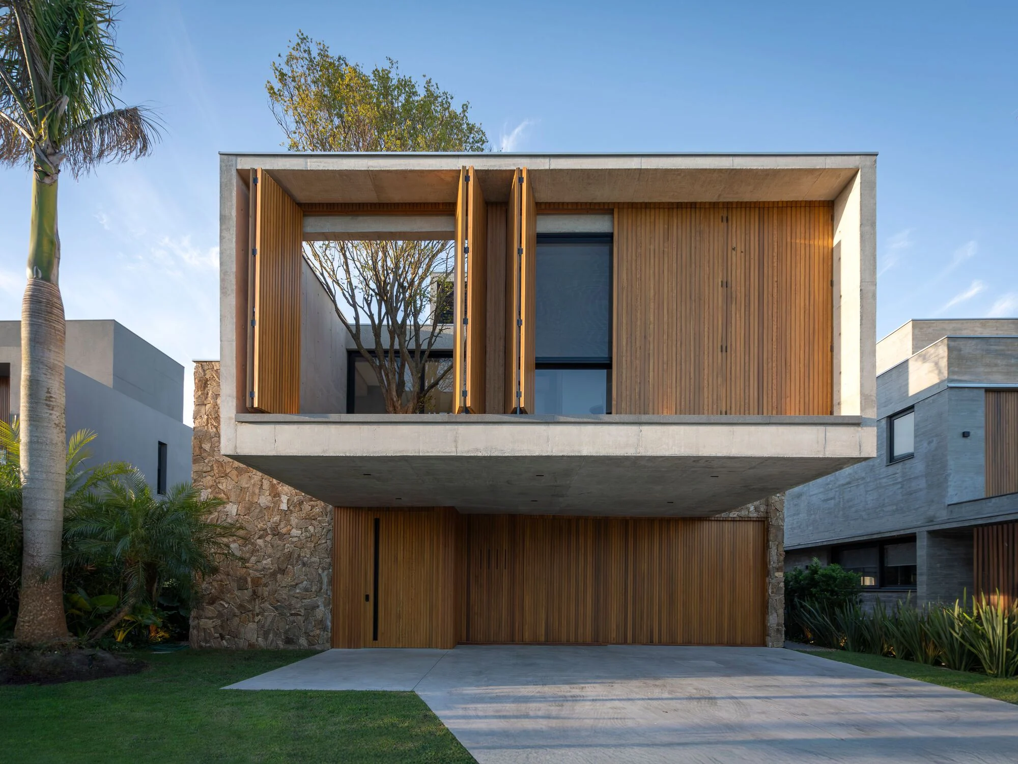 نمای خارجی خانه کاسا فولیا با طراحی Biazus در پورتو آلگره